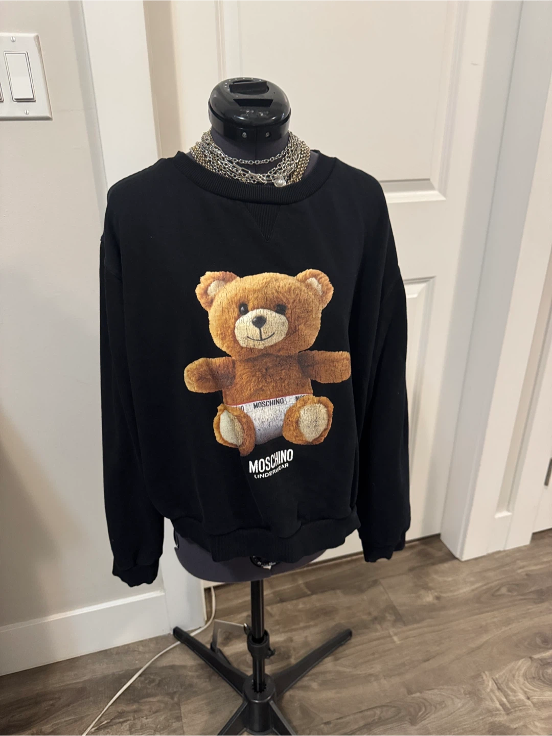 Moschino Black Sweatshirt with Brown Teddy Graphic - size med - photo 2
