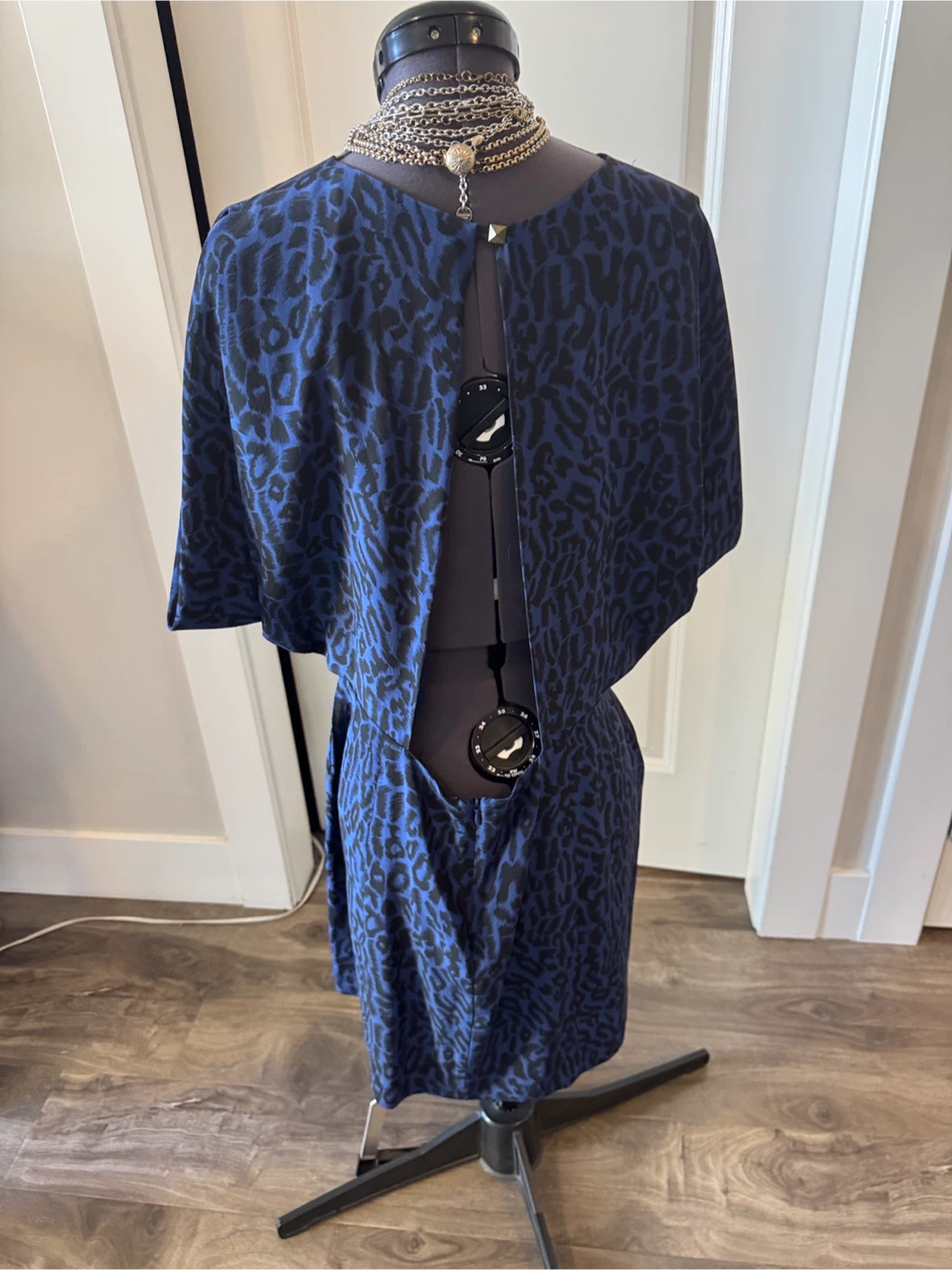 Wren Navy Blue Leopard Mini 💯 silk Dress - sz small - photo 3