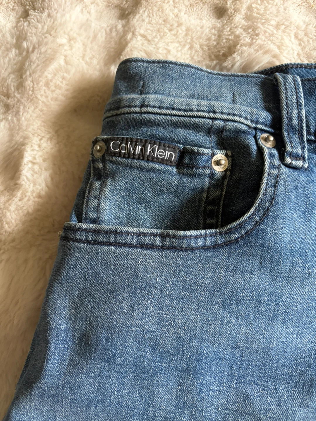 Calvin Klein Midi Denim Shorts - photo 3