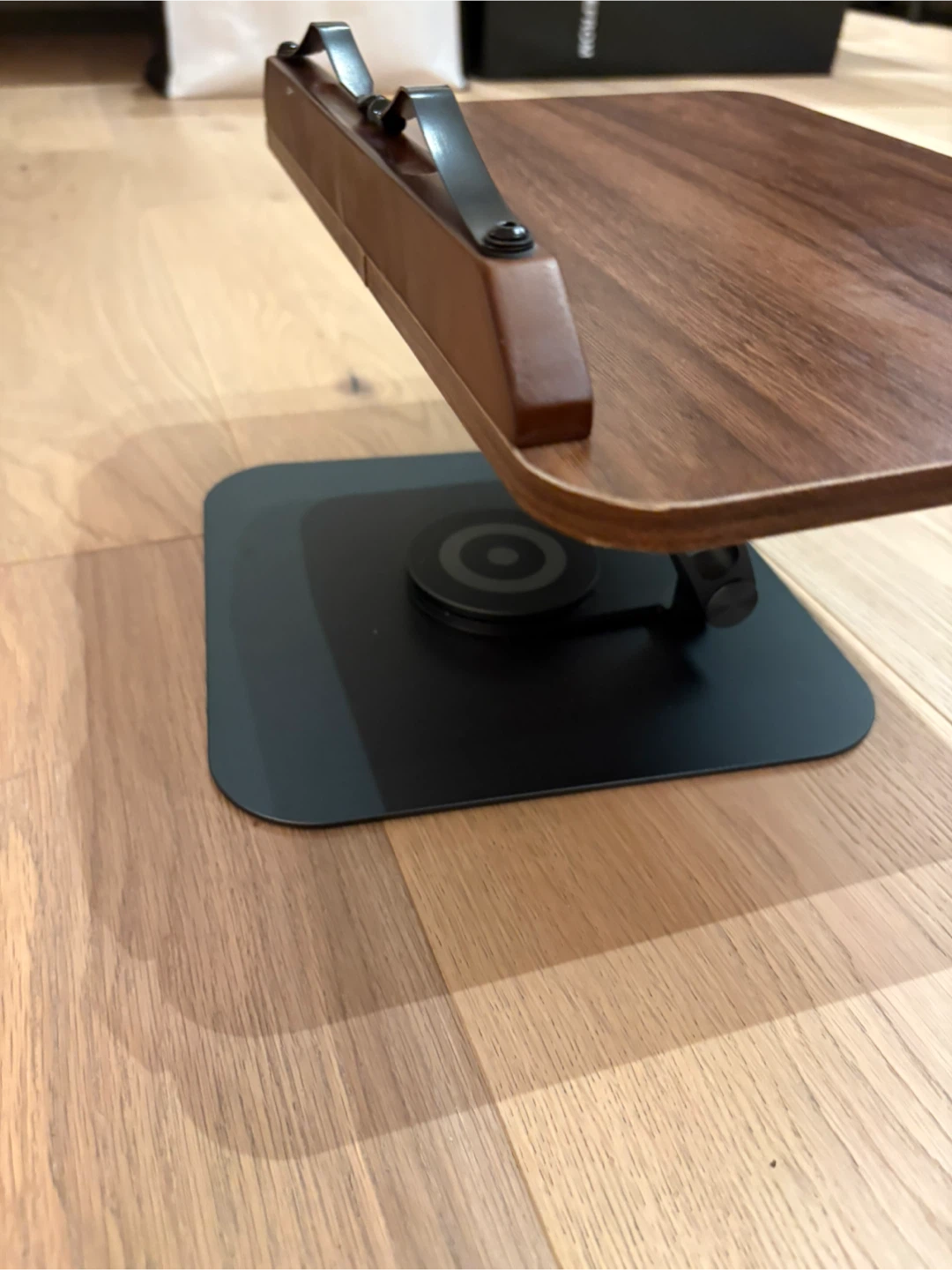 Ergonomic adjustable book stand - photo 2