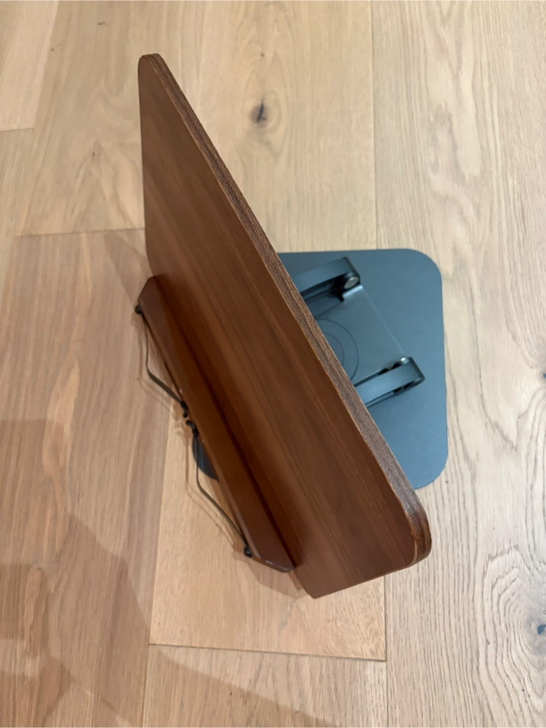 Ergonomic adjustable book stand - photo 5
