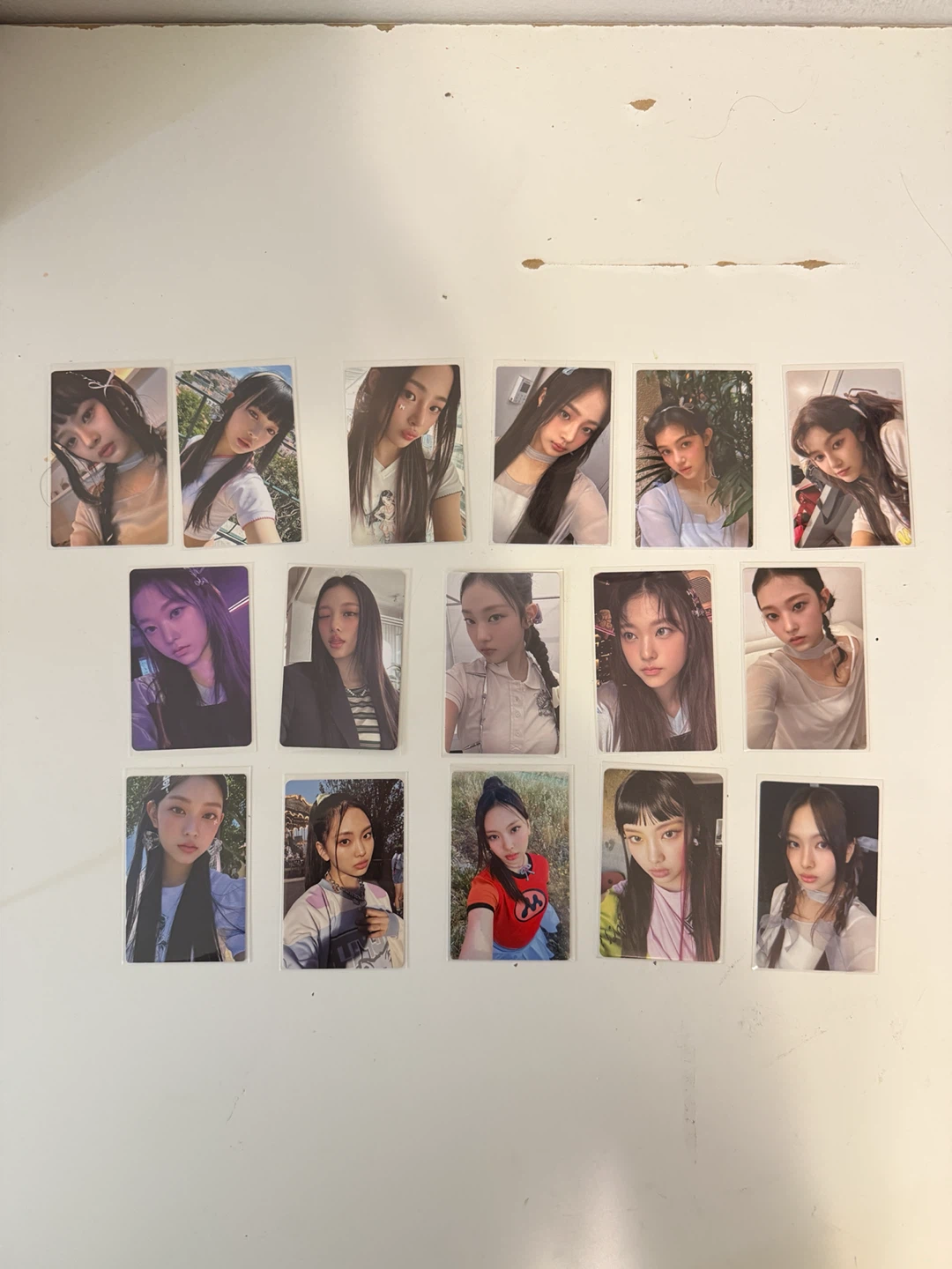 Assorted Kpop Girl Group Photocards - photo 2