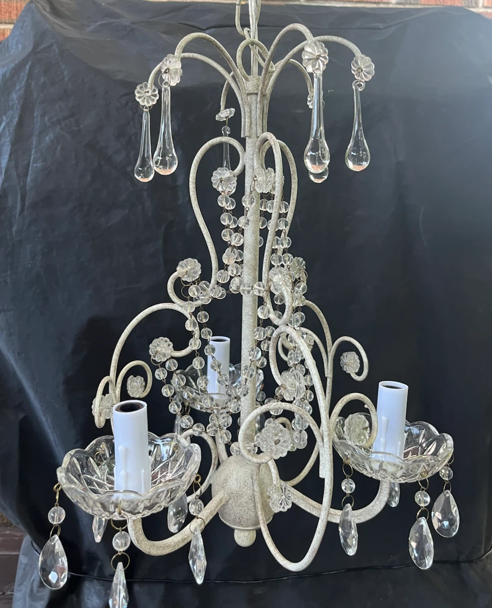 Ornate 3-Light Crystal Chandelier - photo 2
