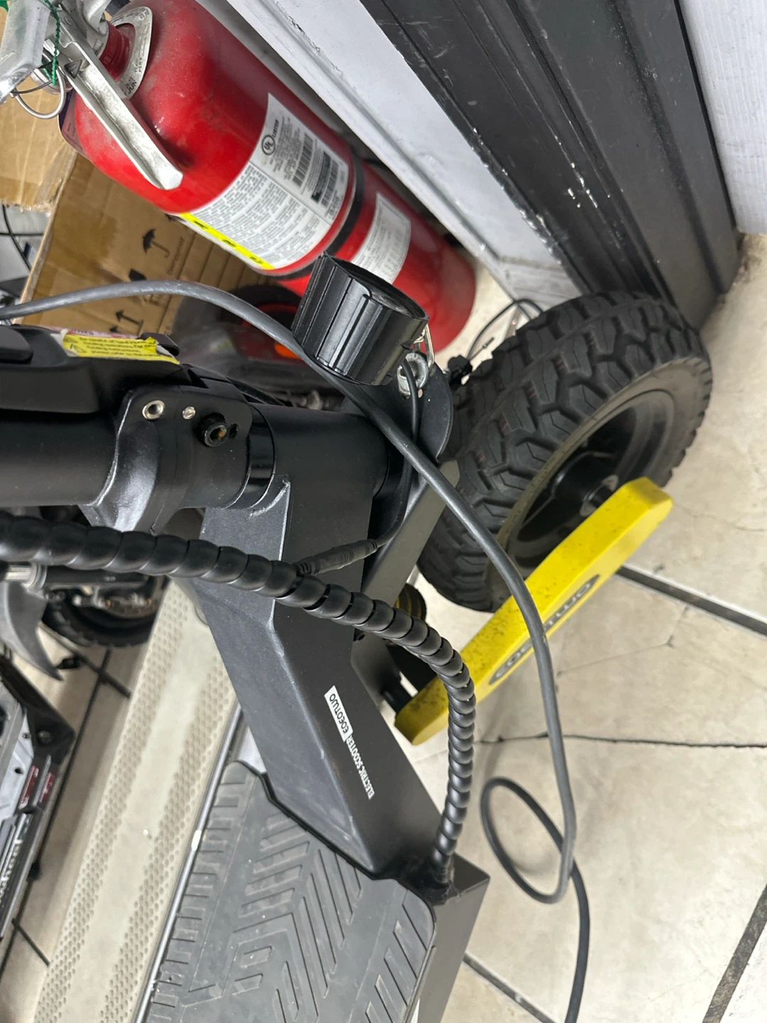 EOEO TWO Electric Scooter - photo 4