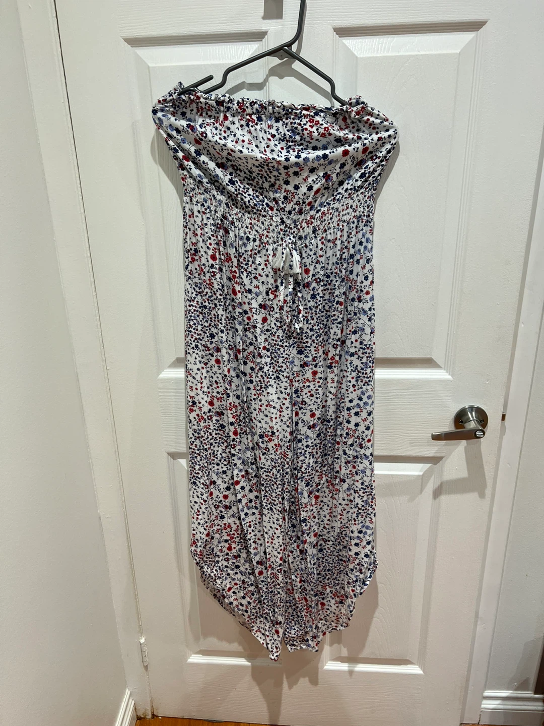 Women’s Strapless jumpsuit.
