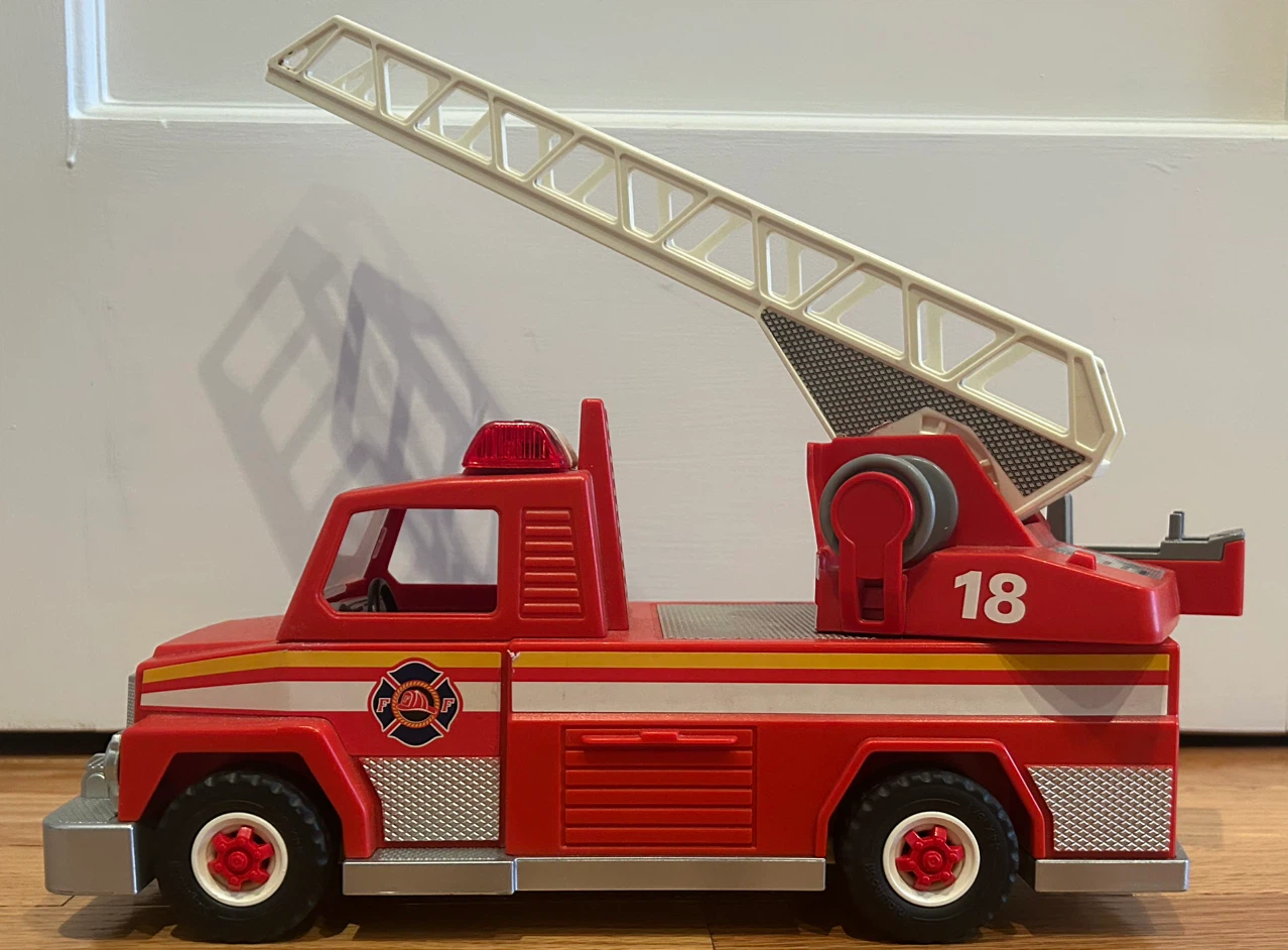 Red Fire Truck Toy Ladder with Lights - photo 3