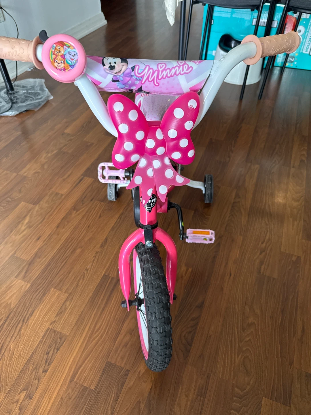 Kids Pink Minnie Mouse Bicycle - photo 2