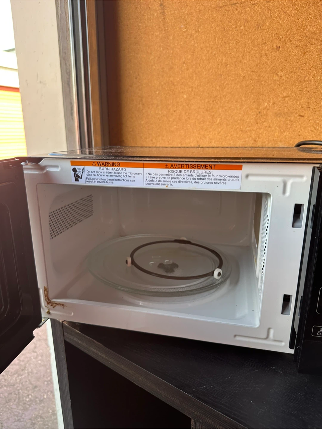 Hamilton Beach Microwave - photo 2