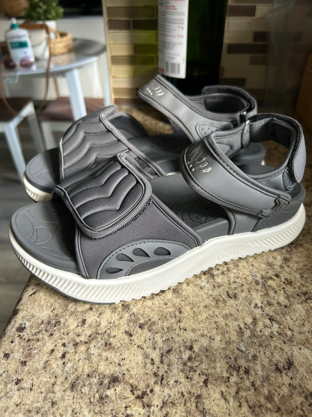 New ONCAI Grey Sandals size 8.5