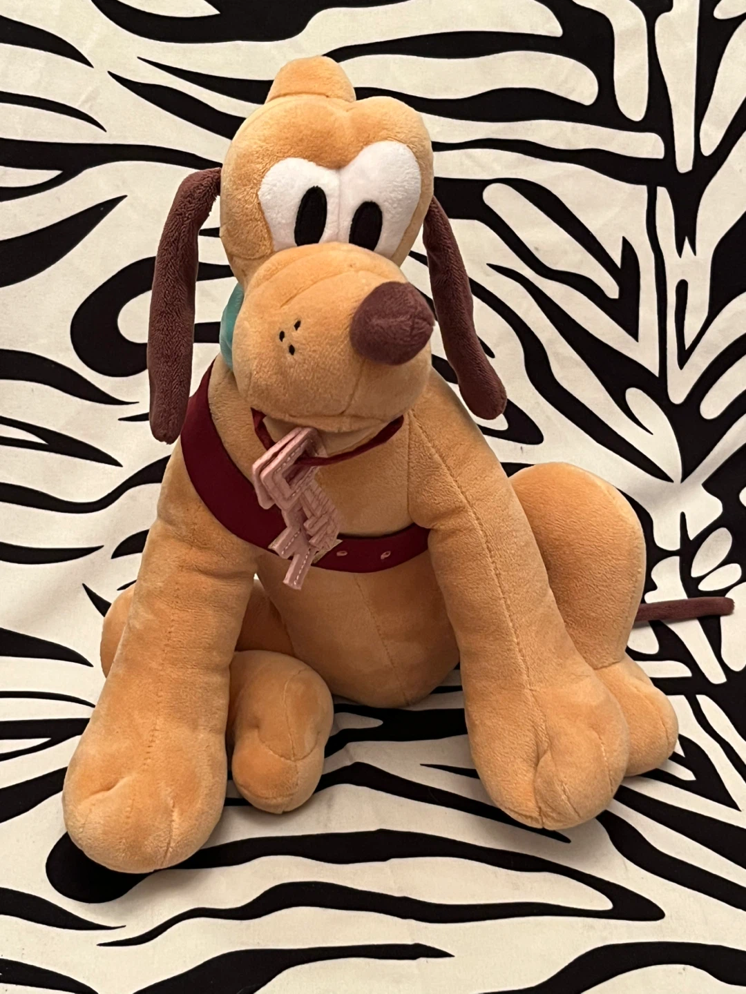 💚 Disney Parks Pirates of the Caribbean Pluto plush toy 💚
