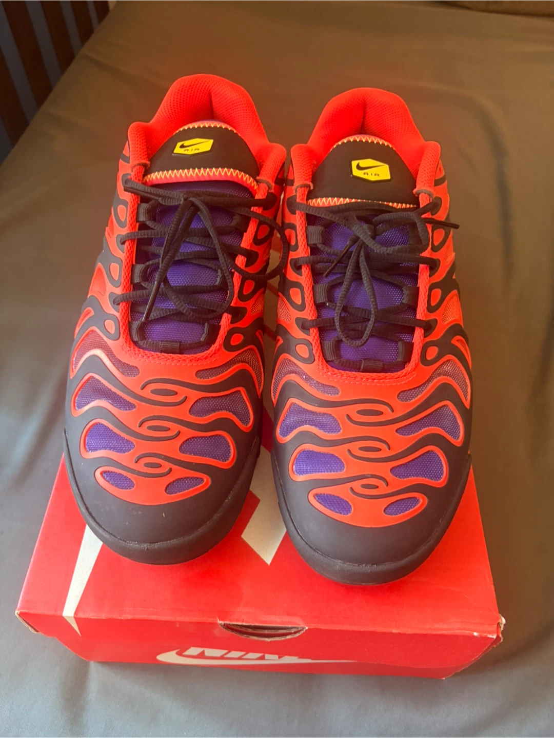 Nike Air Max Plus Drift Black Bright Crimson Size 10.5 - photo 2
