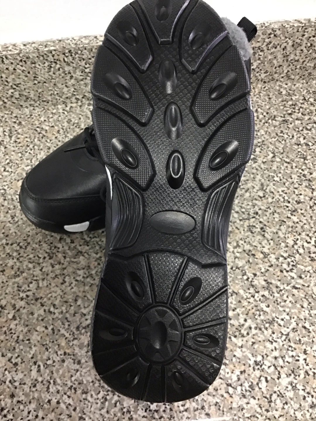 AOPLUS Men's Mid-Top Winter Basketball Shoes - photo 2