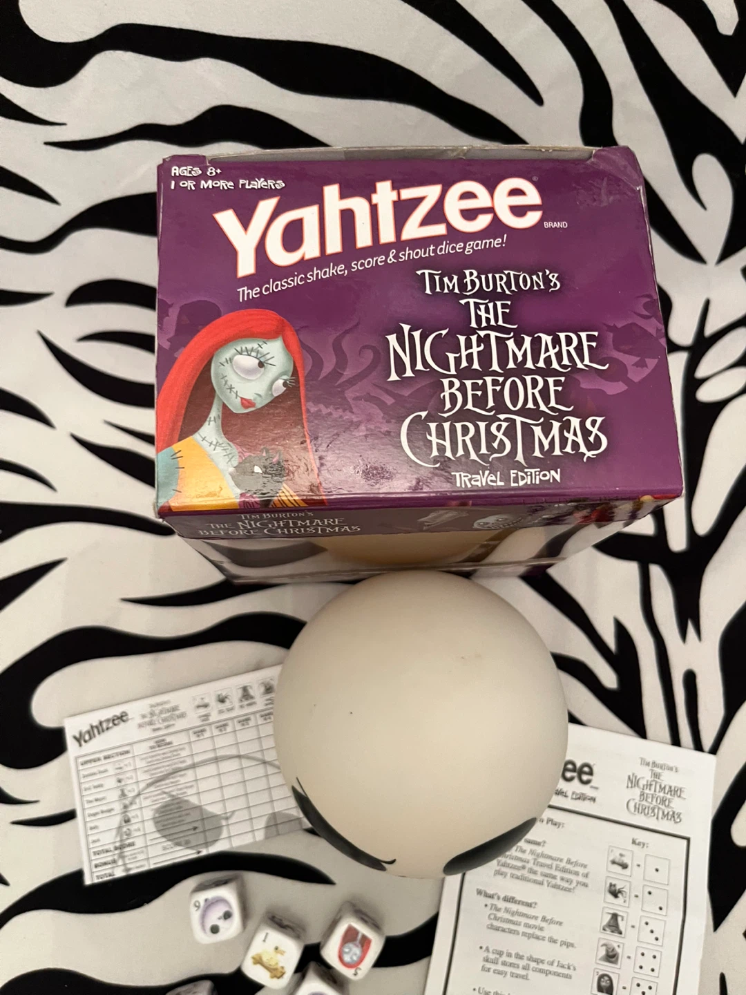 🖤 The Nightmare Before Christmas Yahtzee Travel Edition  🖤 - photo 5