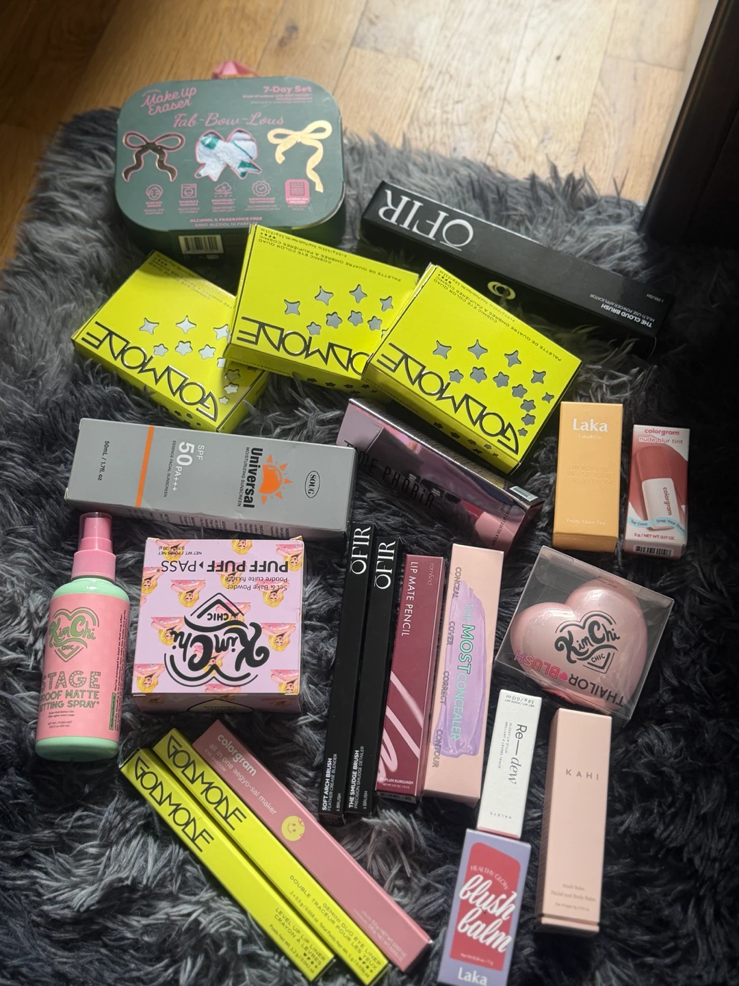 Assorted Makeup and Skincare Bundle - photo 2