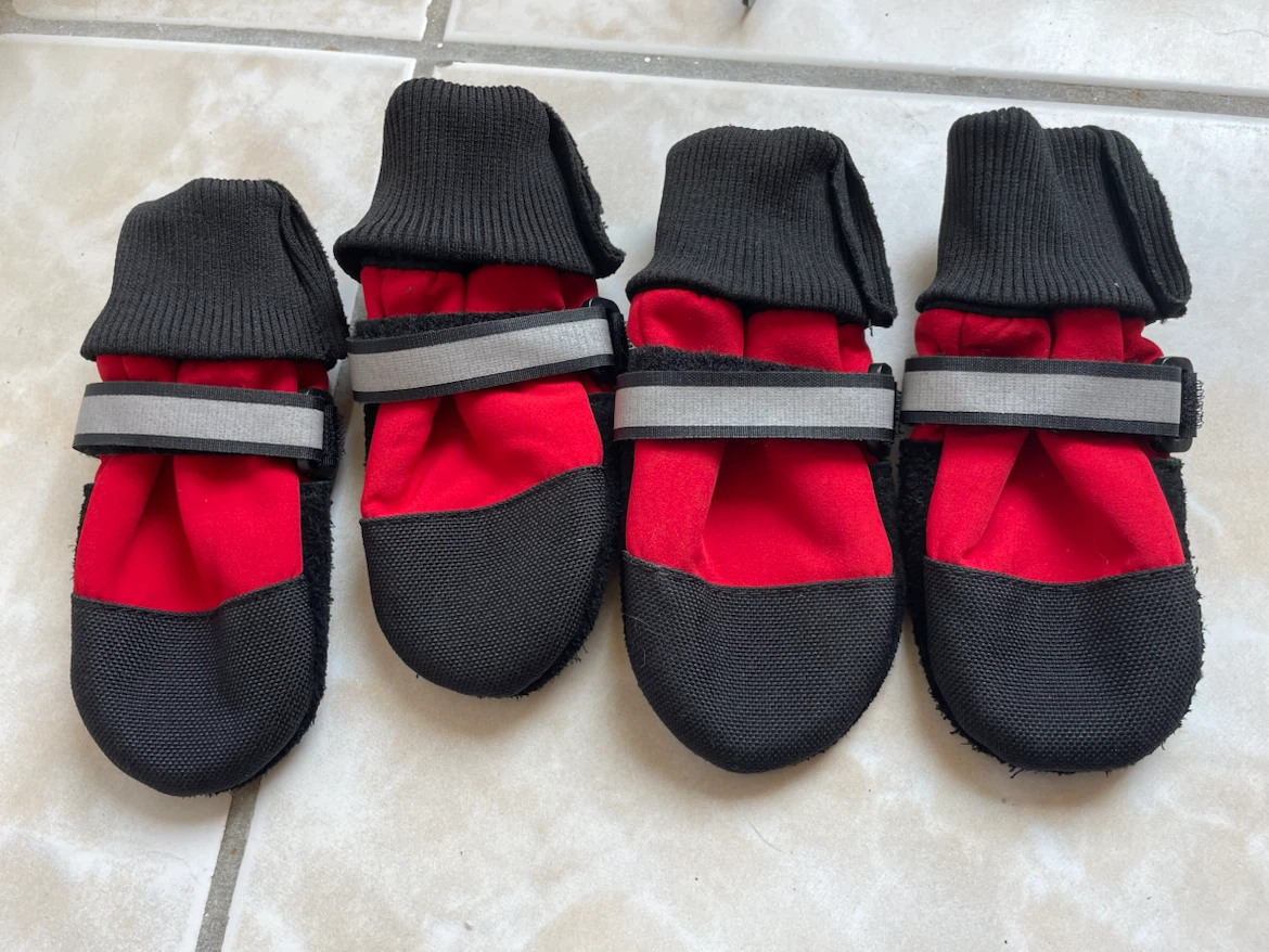 Small Muttlucks Dog Boots
