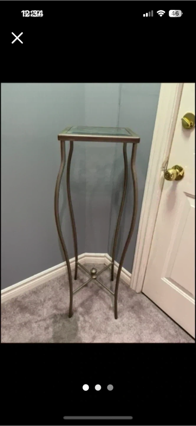 40” Tall Metal Plant Stand with Glass Top