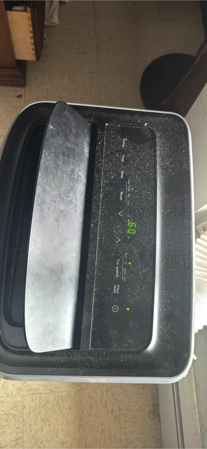 Frigidaire Portable Air Conditioner - photo 3