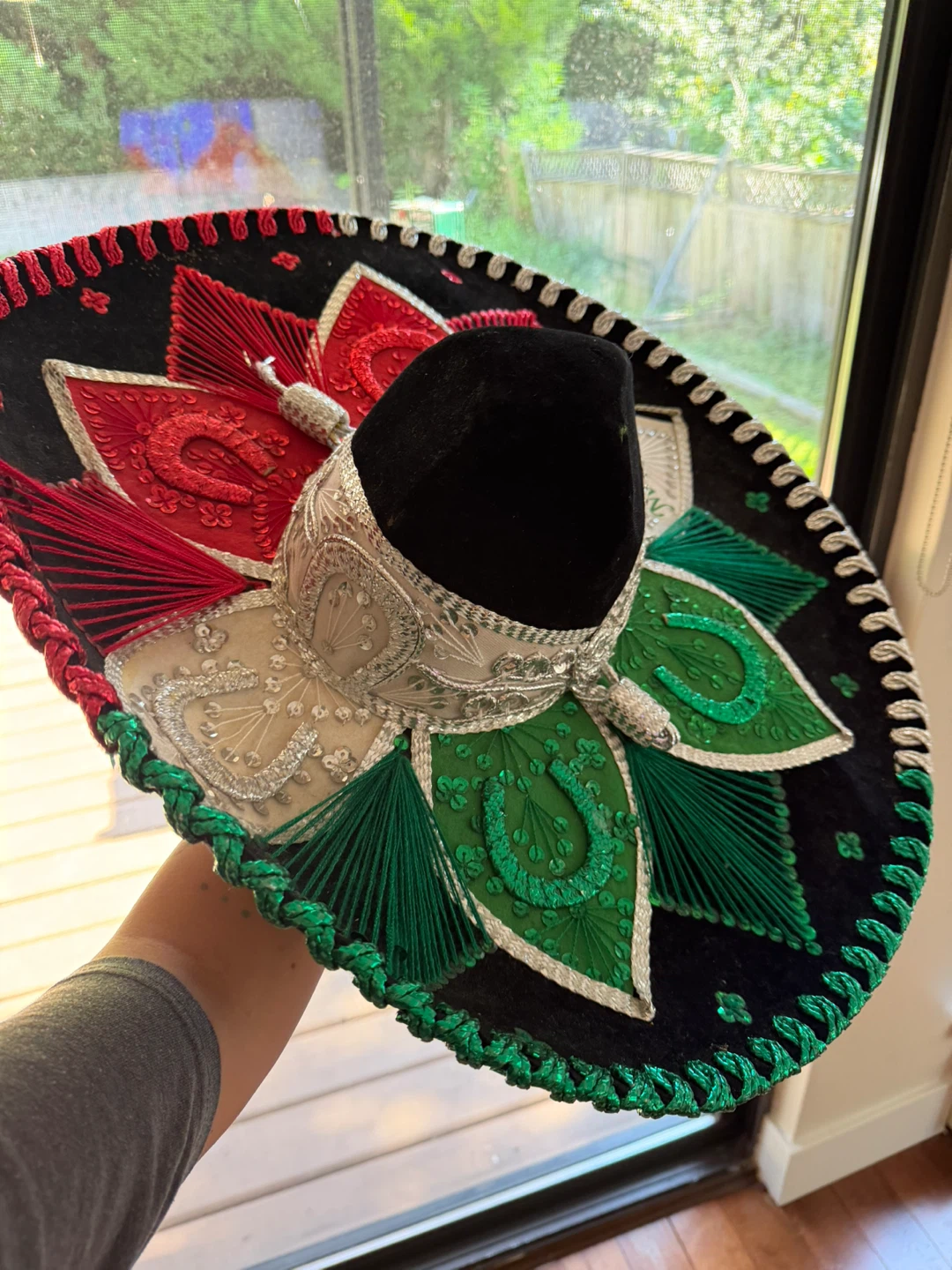 Artesanias Mickey Sombrero - Mariachi Hat
