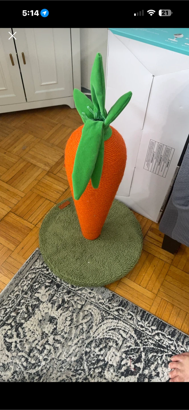 Carrot Cat Scratcher Tree