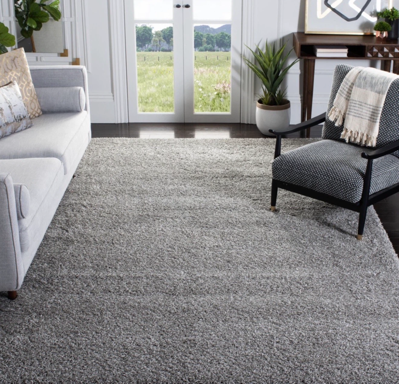 Safavieh Rug – 5’3” x 7’6” –Neutral Gray