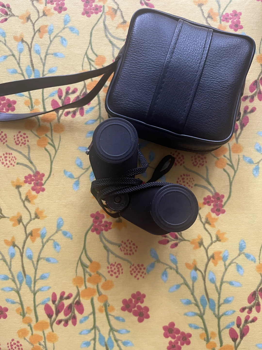 Compact Binoculars with Case - photo 3