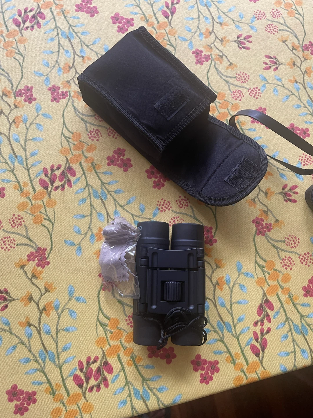 Binocular