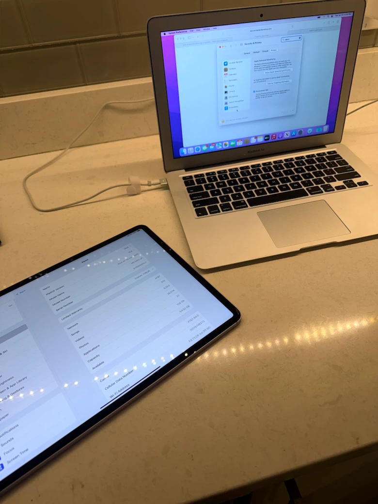 Apple MacBook Air Laptop & iPad Air (3rd Gen) - photo 3