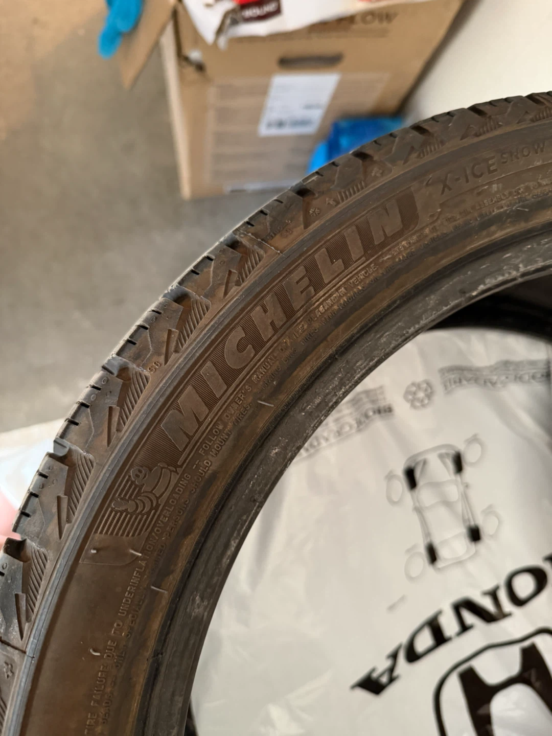 MICHELIN X-Ice Snow Winter Tires 235/40 R18 H (95) - photo 3