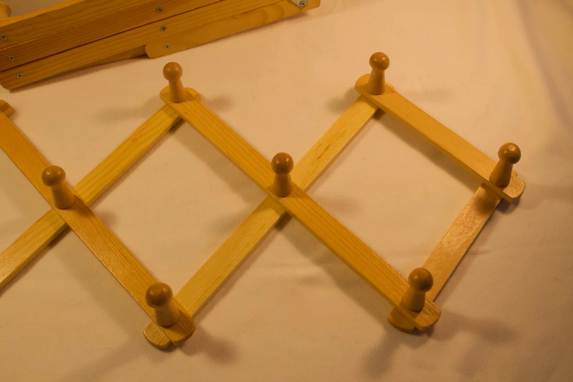 Light wood accordion wall rack set of two - photo 5