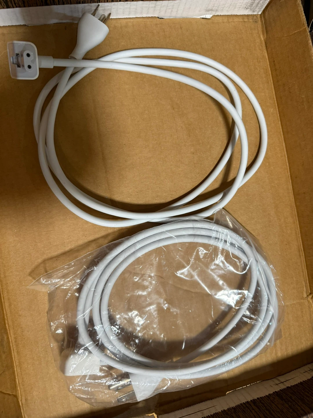Apple MagSafe Power Adapter Cable & Extension Cord