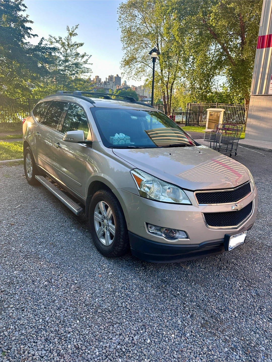 2011 Chevrolet Traverse LT Sport Utility 4D