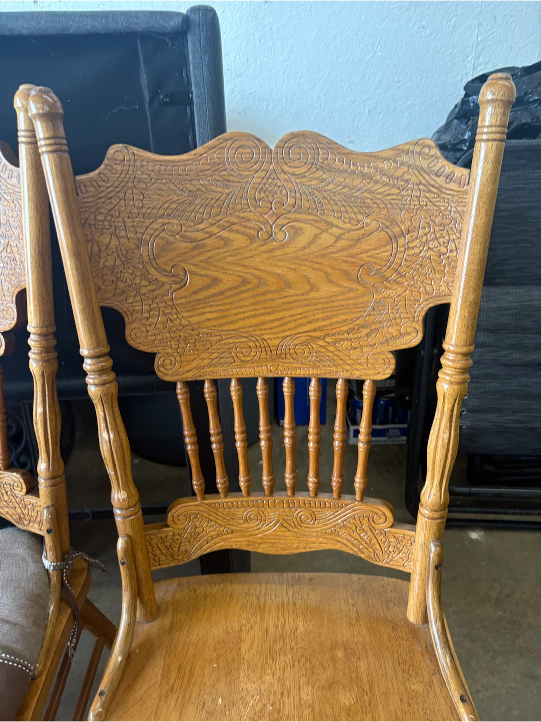 Antique Oak Dining Chairs (Set of 6) like new - photo 4