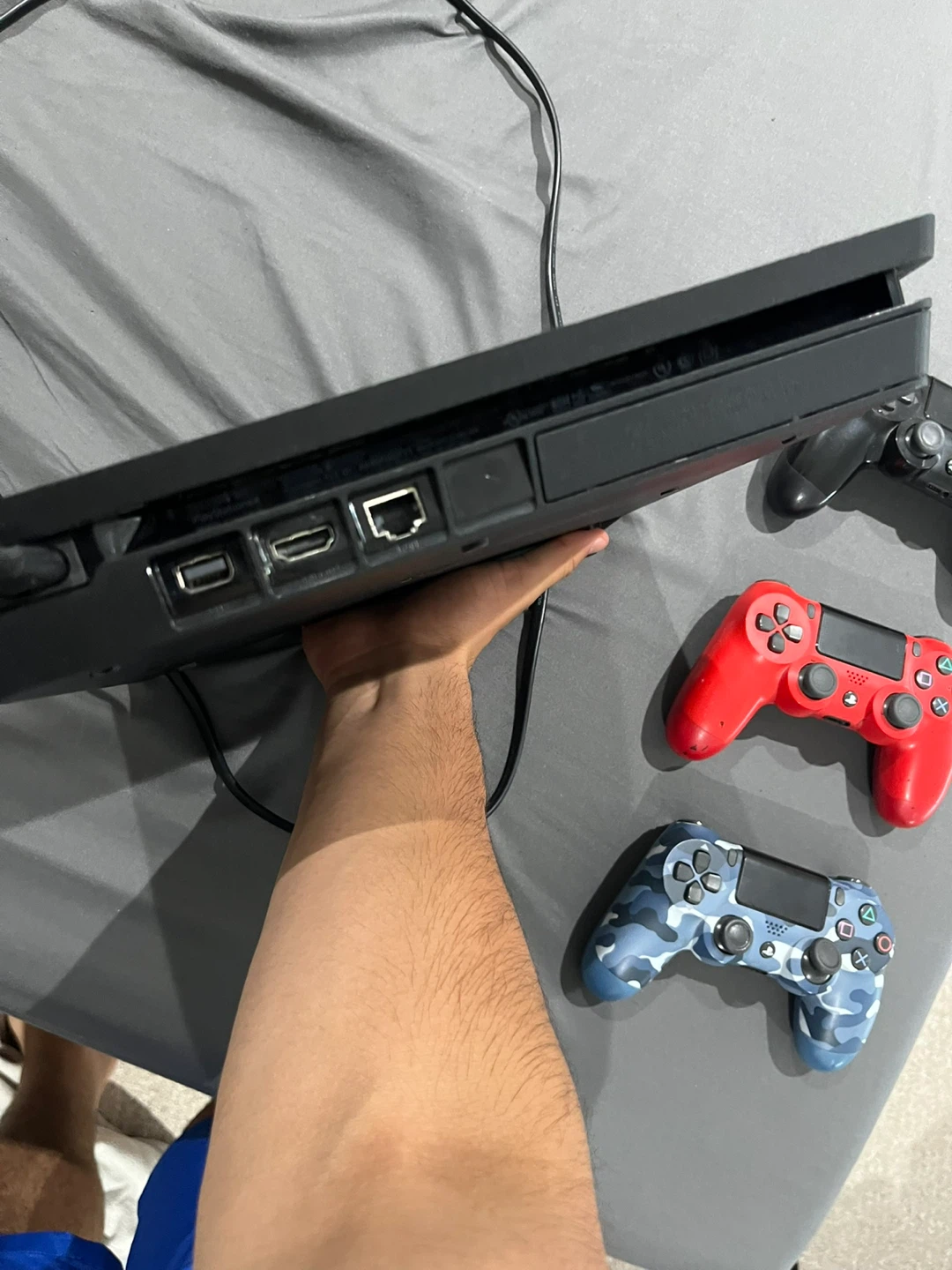 PlayStation 4 Slim Console - photo 2