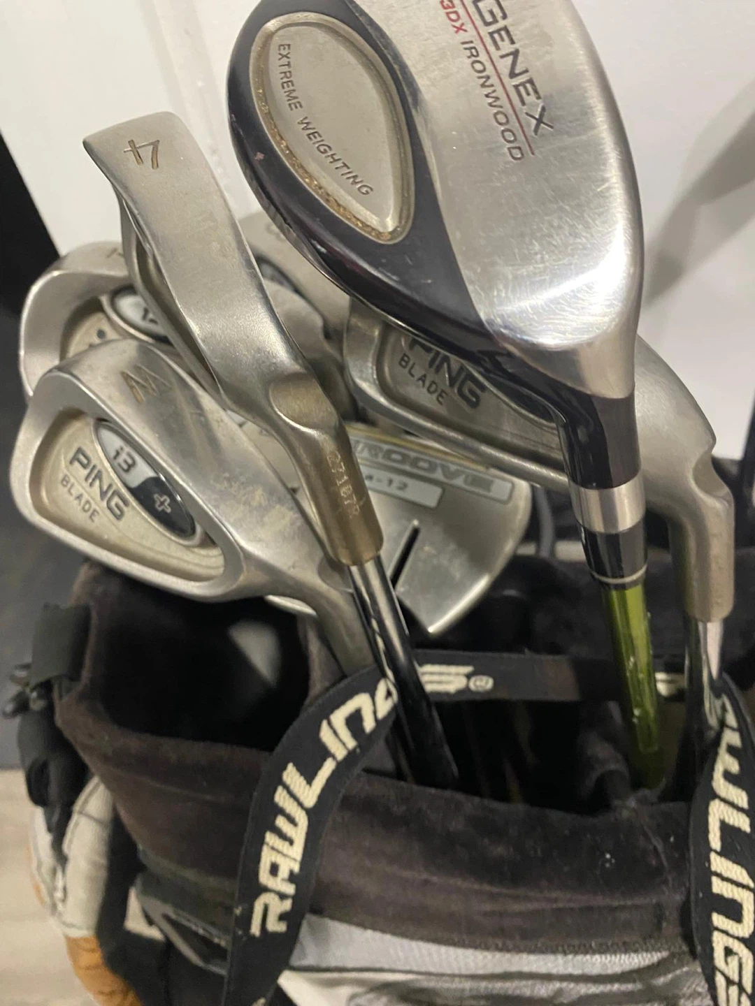 PING Golf Bag with Assorted Clubs - photo 3