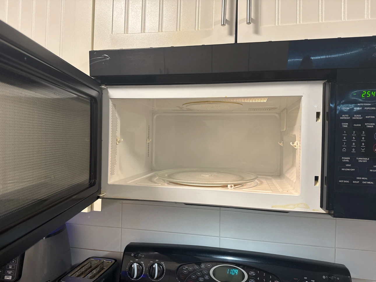 LG Over-the-Range Microwave - photo 2