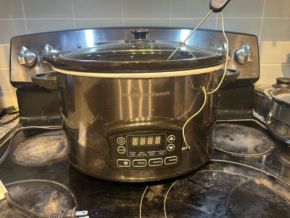 Brand new Hamilton Beach Slow Cooker with Probe