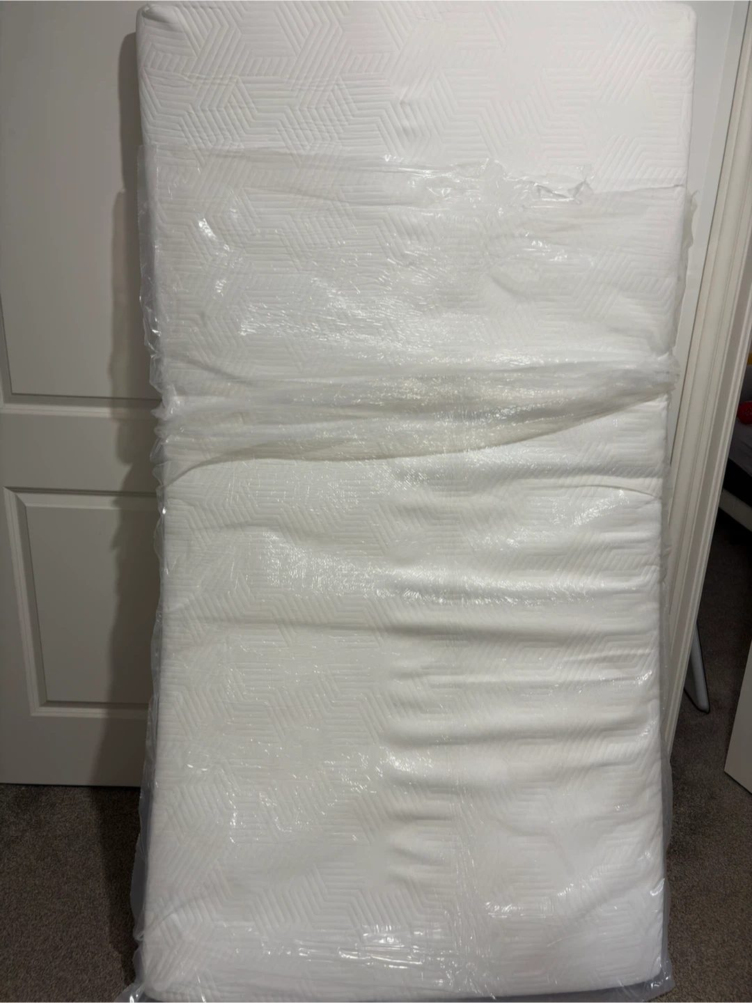 White foam mattress cooling gel Mattress - photo 3