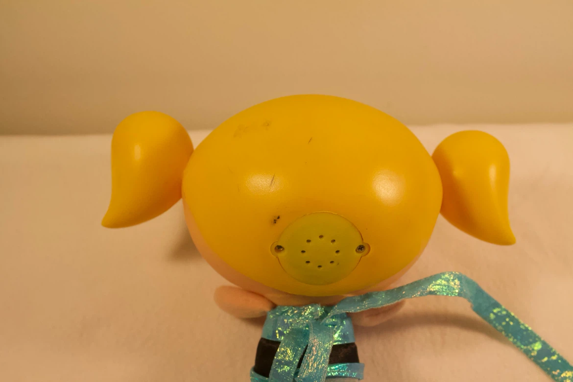 Vintage Hardhead Bubbles Doll (unsure if it works) - photo 4