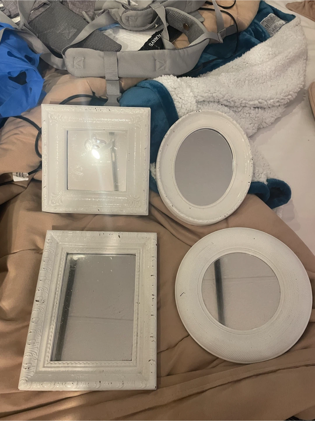 Set of 4 White Decorative Mirrors