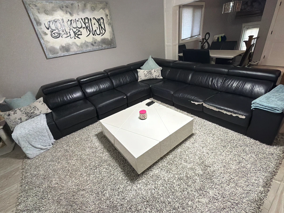 FREE-Black Leather Sectional Couch & Carpet - photo 2
