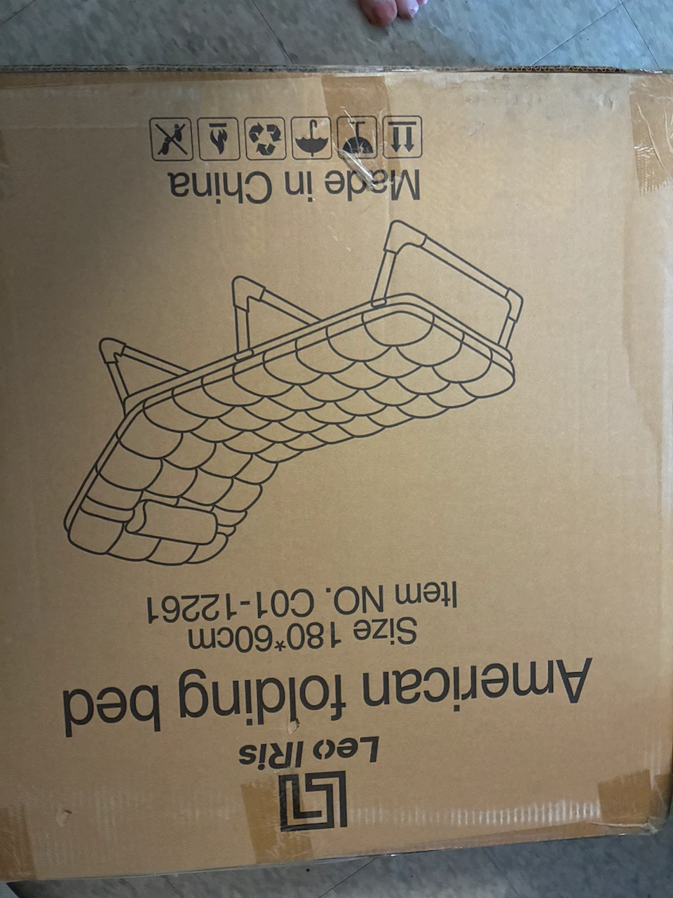 Leo Iris American Folding Bed