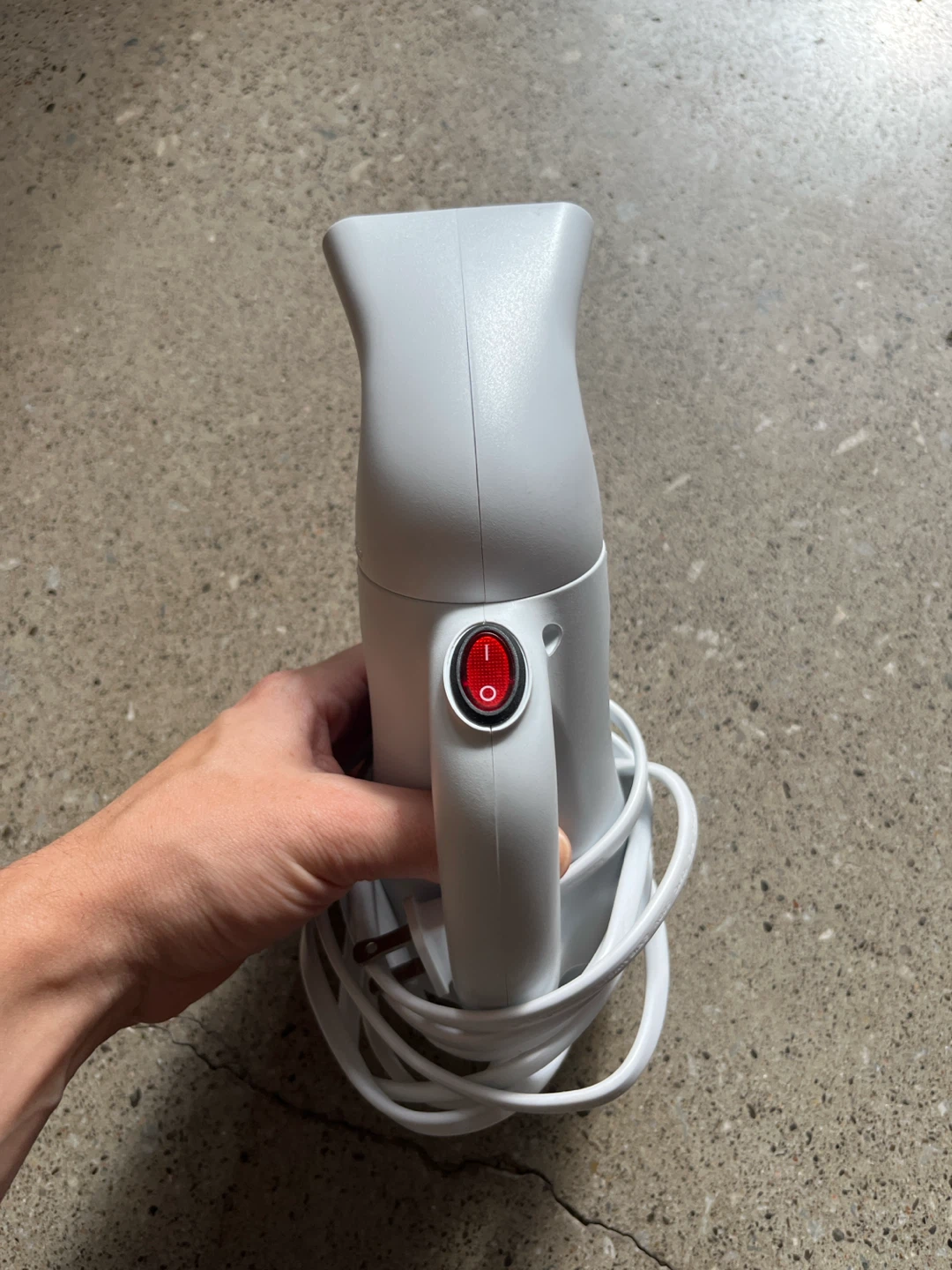 Clothing steamer