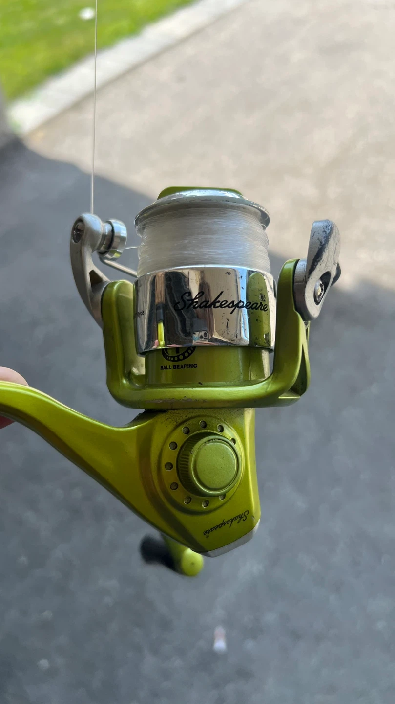 Shakespeare Fishing Rod and Reel Combo - photo 2