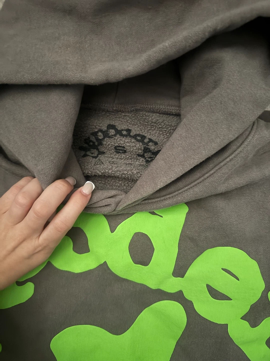 Sp5der Hoodie (worn once) size small - photo 3