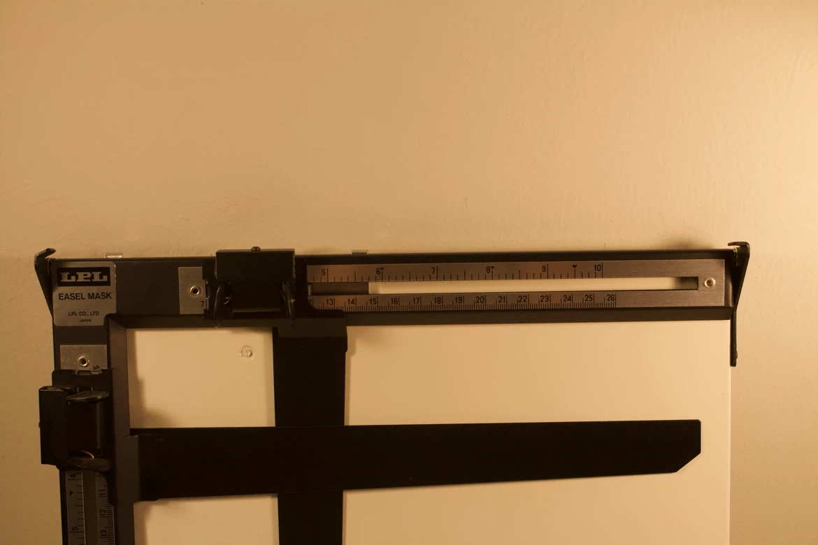 LPL Easel Mask 2 Blade 10x12 - photo 4