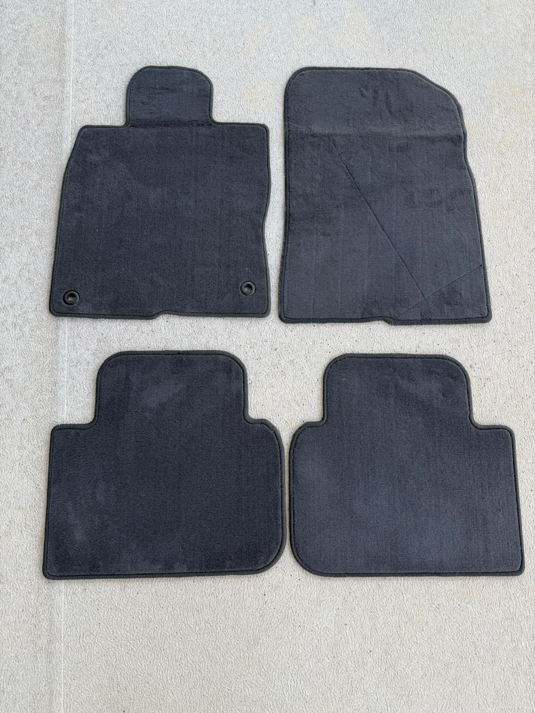 Honda Civic Hatchback 2024 4DR Black Floor Mat Set