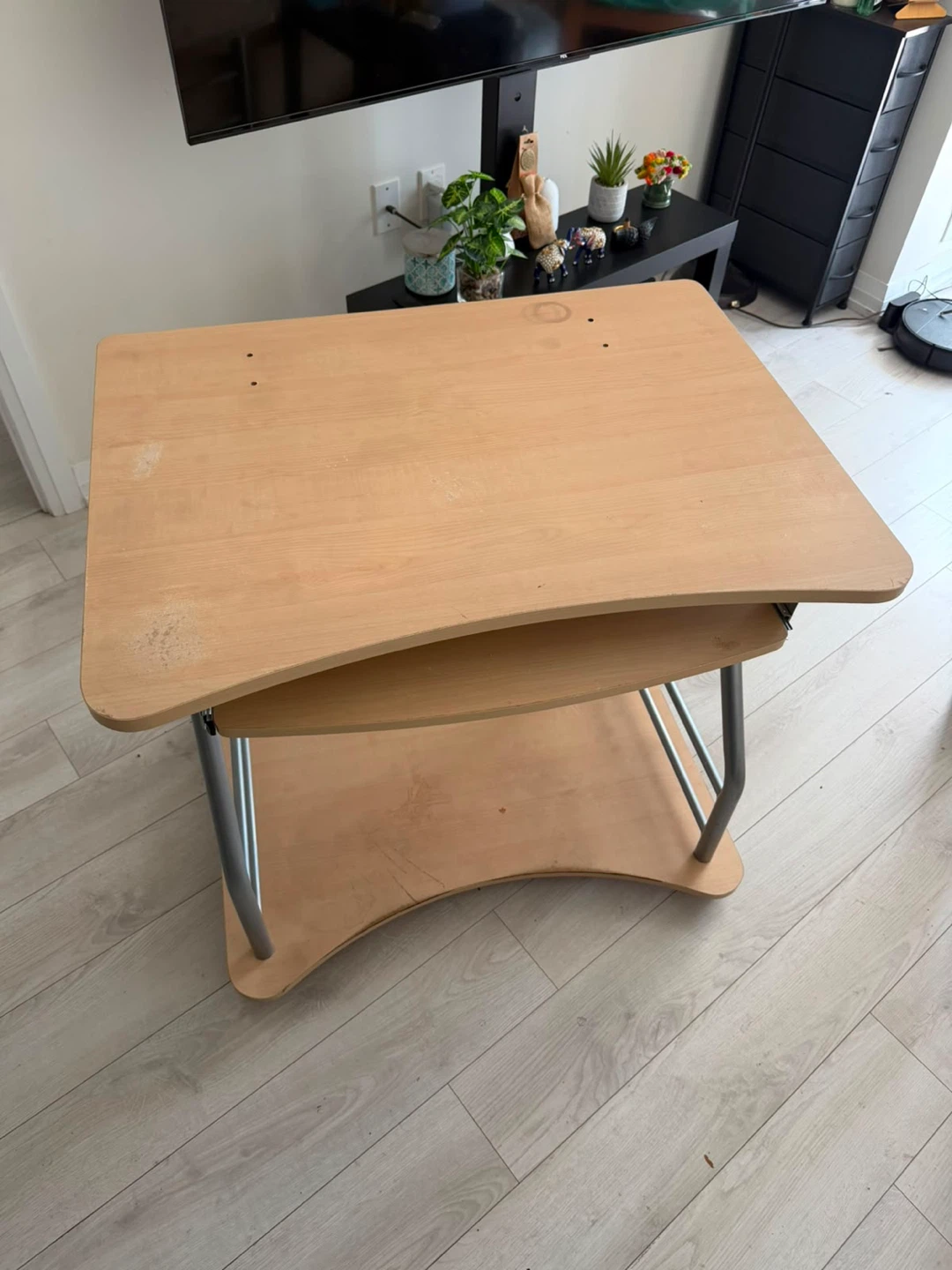 Computer table- can disassemble it - photo 3