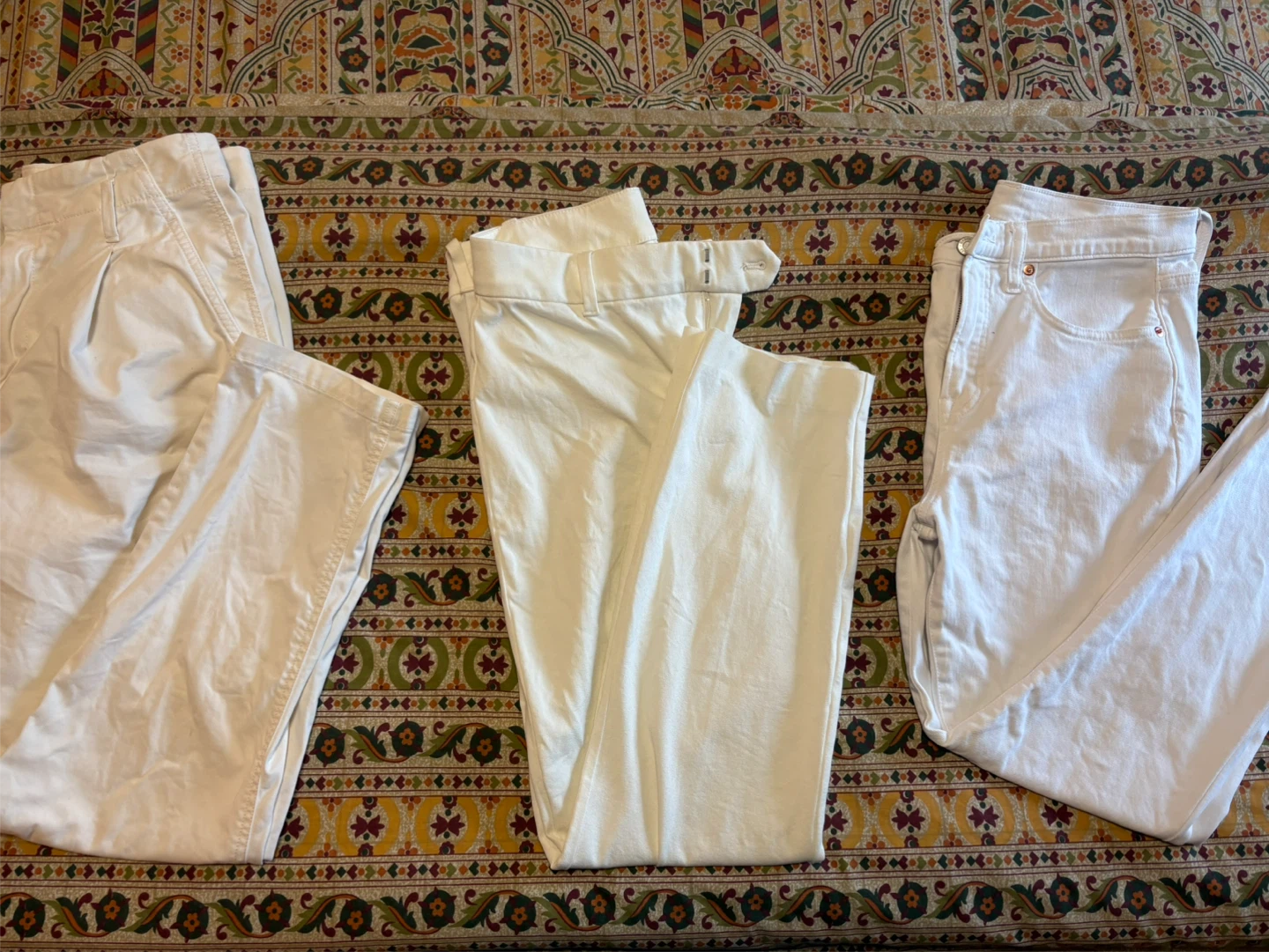GAP pants/jeans white/offwhite