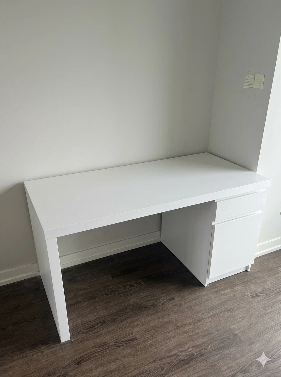 Like 🆕- IKEA MALM Desk - 140x65 cm