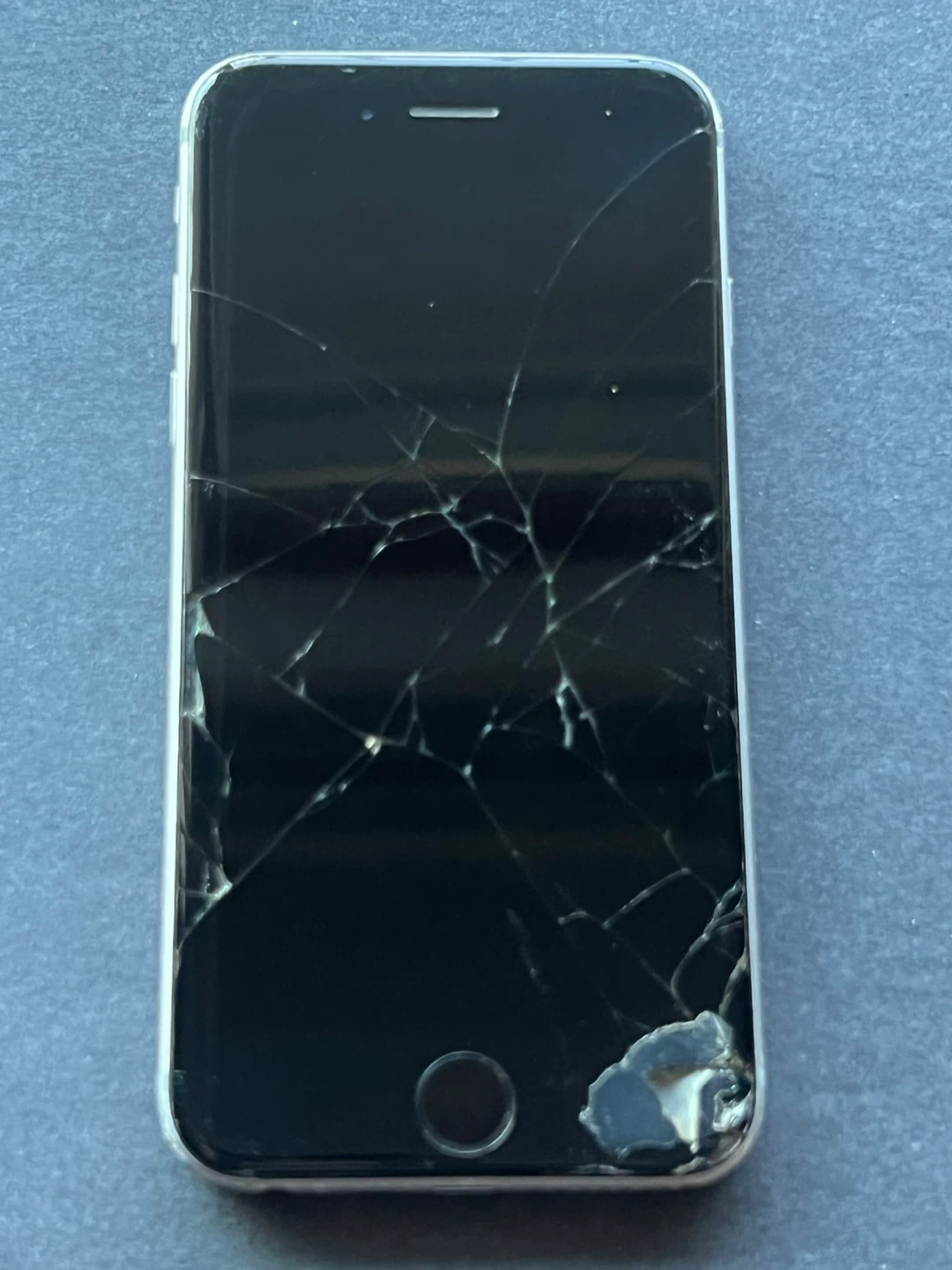 Apple iPhone 6s Space Gray A1688